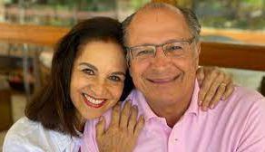 Alckmin tem alta da Covid e retoma campanha; esposa Lu deve sair candidata a deputada