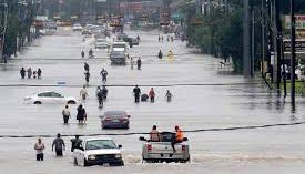 Inundações em estado dos EUA matam pelo menos 25, diz governador