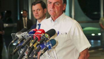 Genocídio: Polícia Federal abre investigação contra Bolsonaro
