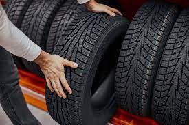 Comércio Exterior fixa taxa para importação de pneu de carga e resina