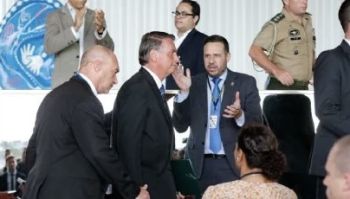 Bolsonaro e mais 13 de seu grupo criminoso depõem na PF após terceira negativa de Moraes