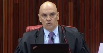 Moraes ridiculariza golpistas da extrema direita em sessão do TSE