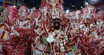 Mudanças nos desfiles das escolas de samba do Rio dividem opiniões