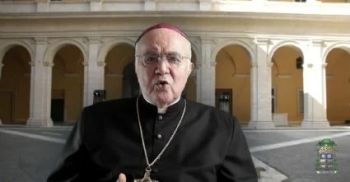 Papa Francisco excomunga padre ultraconservador amado pelos bolsonaristas